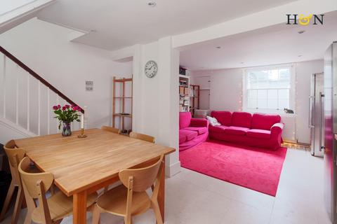 2 bedroom townhouse for sale, Queens Gardens, Brighton BN1
