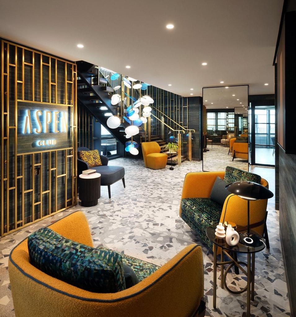 Business Lounge