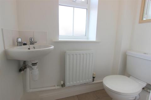 2 bedroom terraced house to rent, Haughton Road, Darlington