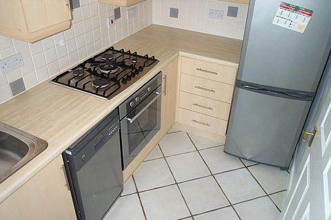2 bedroom terraced house to rent - Versailles Gardens, Hucknall, NG15