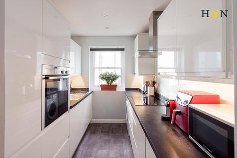 1 bedroom flat for sale, St Aubyns, Hove BN3