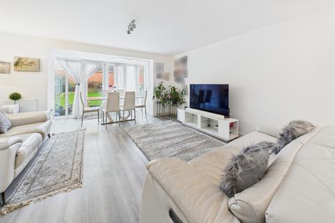 4 bedroom semi-detached house for sale, Burgundy Drive, Hemel Hempstead, HP2