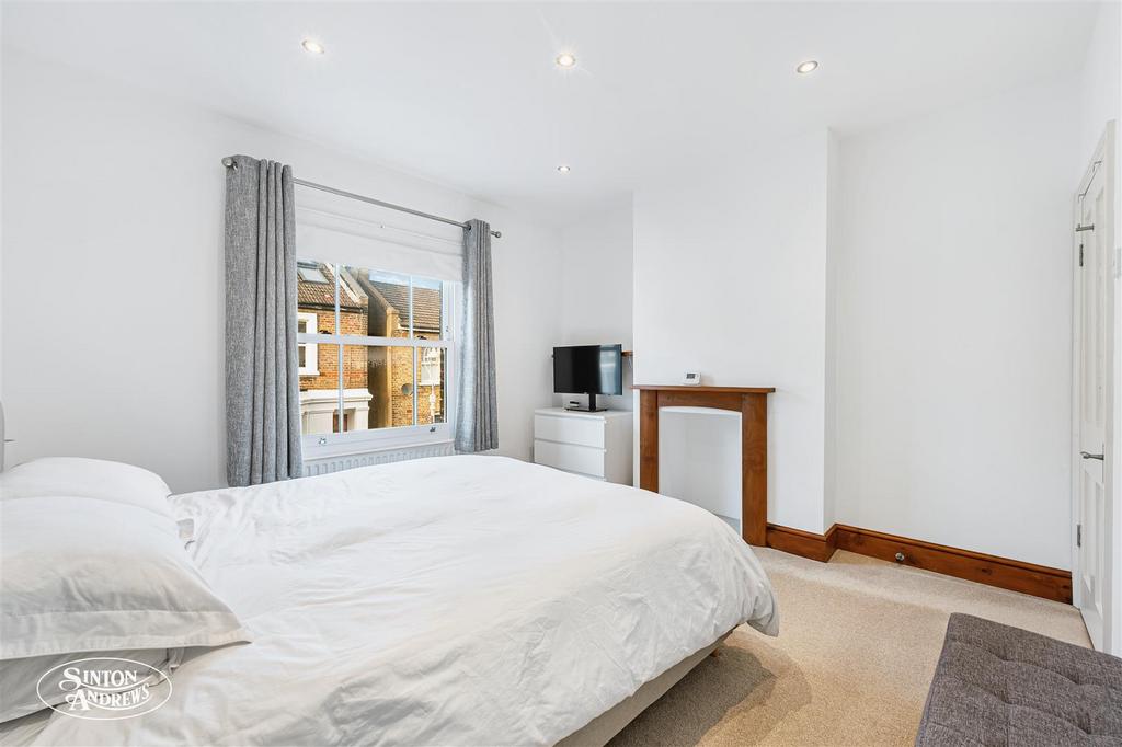 32 Northfield Road-12.jpg