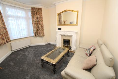 4 bedroom terraced house to rent, Fairthorn Road, Charlton  SE7