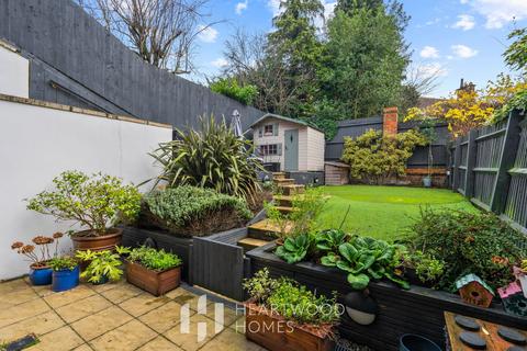 4 bedroom end of terrace house for sale, Warwick Road, St. Albans, AL1 4DJ