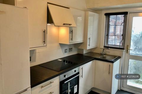 1 bedroom flat to rent, St. Marks Hill, Surbiton, KT6