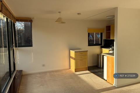 2 bedroom flat to rent, Manor Place, Cambridge, CB1