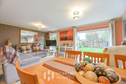 3 bedroom semi-detached house for sale, Lyndon Mead, Sandridge, St. Albans, AL4 9EX