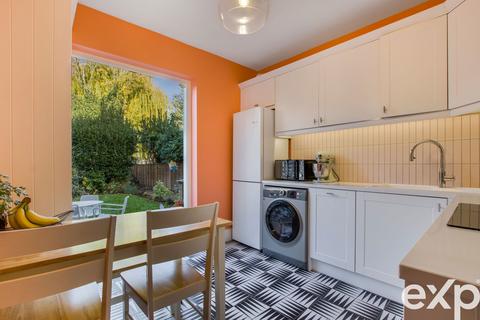 undefined, Trinity Road, London N22