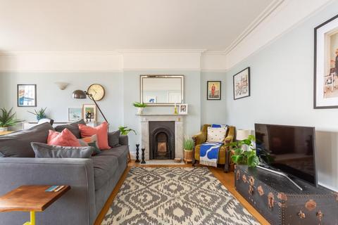 2 bedroom apartment for sale, Adelaide Crescent, Hove