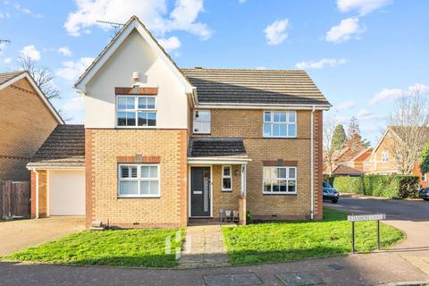 4 bedroom detached house for sale, Stanmore Chase, St. Albans, AL4 0EZ