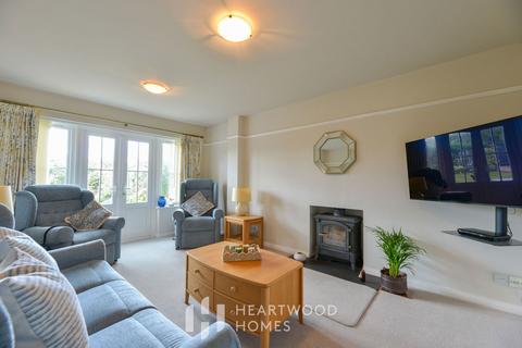 3 bedroom detached house for sale, Tollgate Road, Colney Heath, St. Albans, AL4 0PY