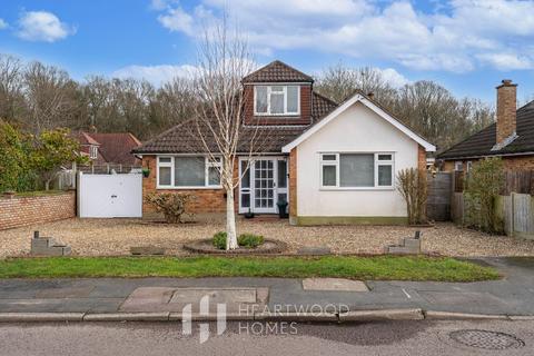 undefined, Bucknalls Drive, Bricket Wood, St. Albans, AL2 3XJ