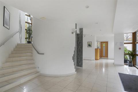 2 bedroom apartment for sale, Gibson Drive, Kings Hill, West Malling