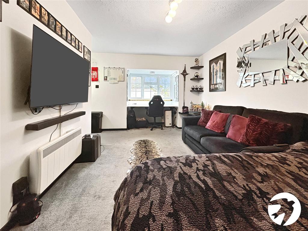 Lounge/Bedroom