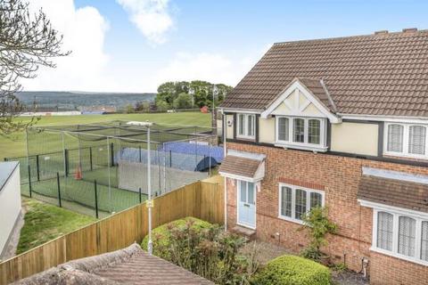 3 bedroom end of terrace house for sale, Lakeside Chase, Rawdon, Leeds