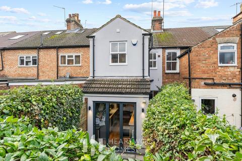 3 bedroom terraced house for sale, Dalton Street, St. Albans, AL3 5QJ