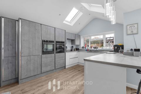 3 bedroom semi-detached house for sale, Gibbons Close, Sandridge, St. Albans, AL4 9EP