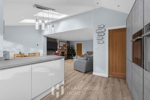3 bedroom semi-detached house for sale, Gibbons Close, Sandridge, St. Albans, AL4 9EP