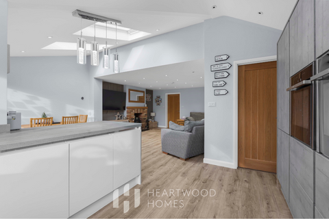 3 bedroom semi-detached house for sale, Gibbons Close, Sandridge, St. Albans, AL4 9EP