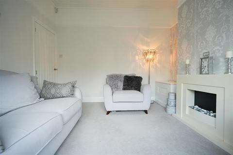 3 bedroom semi-detached house for sale, Castle Avenue, Rastrick