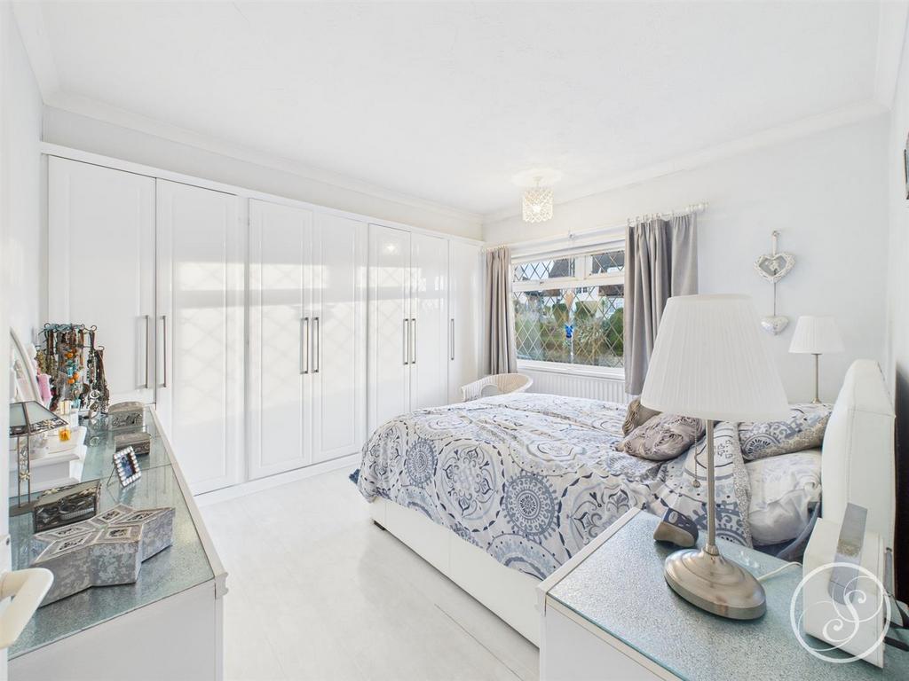 Bed 1