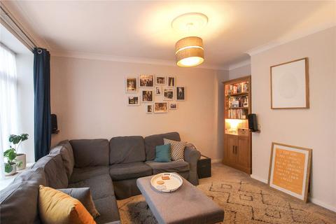 3 bedroom end of terrace house for sale, Elmsleigh Drive, Leigh-on-Sea, Essex, SS9