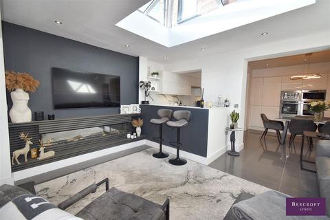 3 bedroom semi-detached house for sale, Lundhill Road, Wombwell, BARNSLEY