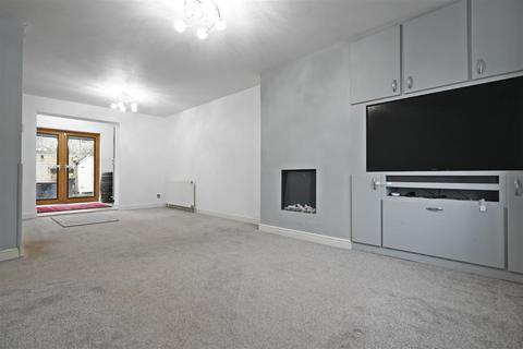 3 bedroom semi-detached house for sale, Woodfield Avenue, Greetland, Halifax