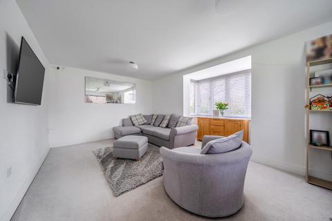 3 bedroom detached house for sale, Joseph Walk, Ottershaw, Chertsey, KT16