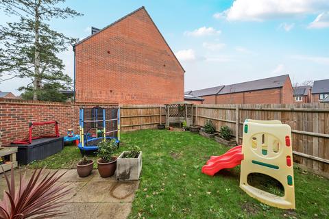 3 bedroom detached house for sale, Joseph Walk, Ottershaw, Chertsey, KT16