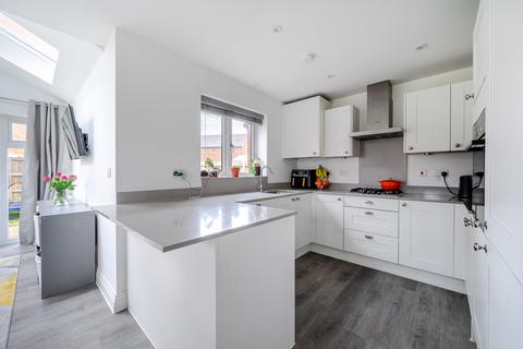 3 bedroom detached house for sale, Joseph Walk, Ottershaw, Chertsey, KT16