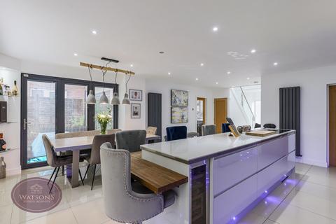 4 bedroom detached house for sale, Middleton Close, Nuthall, Nottingham, NG16