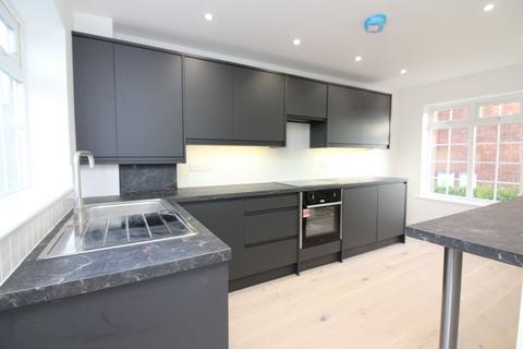 2 bedroom semi-detached house for sale, Bramley Close, Baldock, SG7