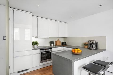 1 bedroom flat for sale, Market Place, London, W1W