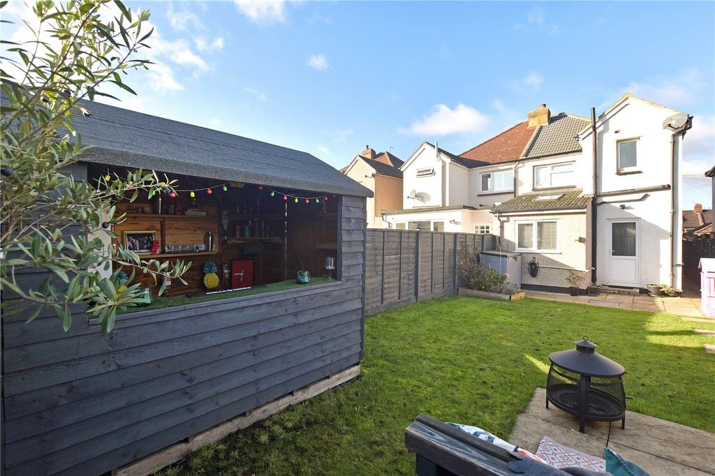 Bar/Shed