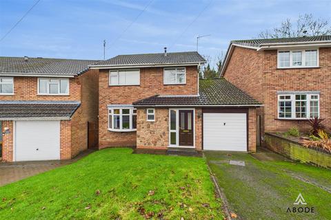 3 bedroom detached house for sale - Highlands Drive, Burton-on-Trent DE15