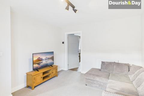 2 bedroom semi-detached house to rent, Tudor Close, Market Drayton TF9