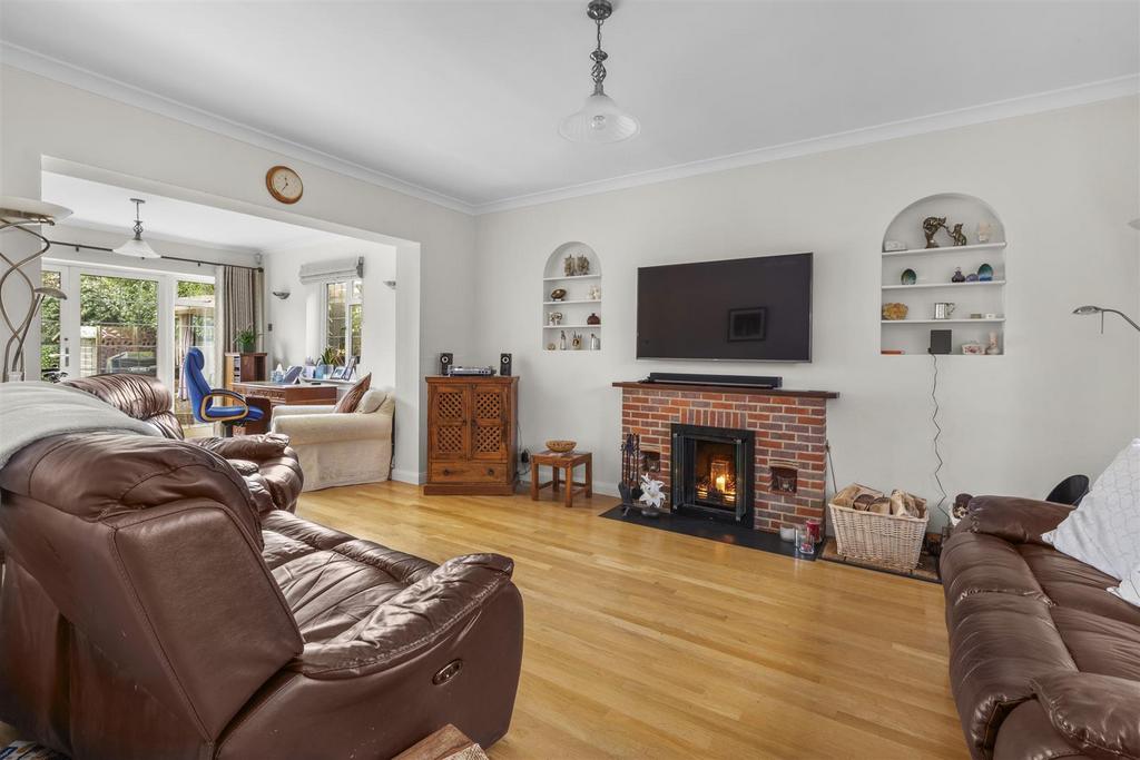 25 Marlow Rd, HP11 1 TA-22.jpg