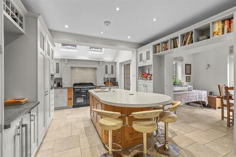 5 bedroom detached house for sale, Marlow Road, High Wycombe HP11