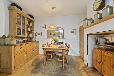4 bedroom terraced house for sale, London Road, Twickenham, TW1