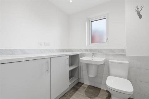 3 bedroom house to rent, Hammett Crescent, Bishop's Stortford CM23