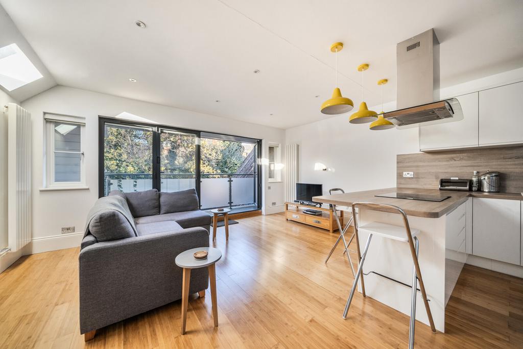 Sitting Room/Kitchen