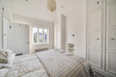 2 bedroom flat for sale, 25 Victoria Road, Kingston Upon Thames, KT1