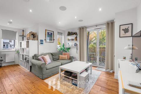 1 bedroom flat for sale, Luton Road, Harpenden, AL5 3DU