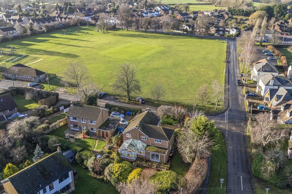Thumbnail Reedale, Common Rd, HP15 6 EZ Drone-1.jpg