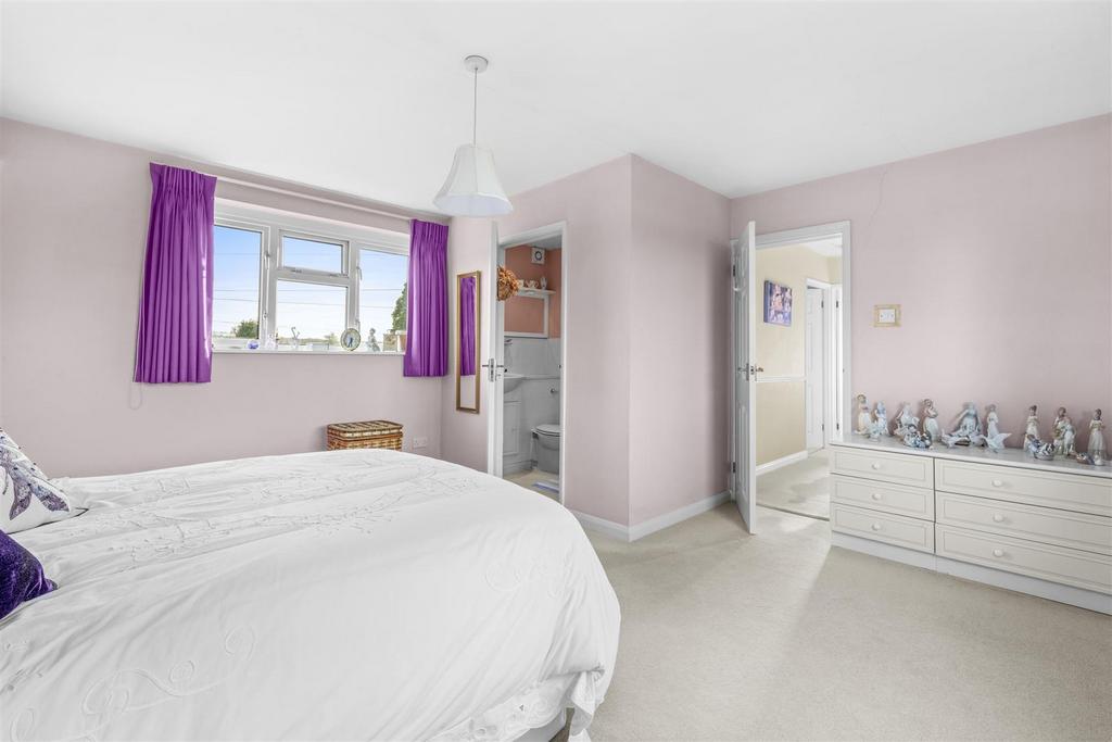 Reedale, Common Rd, HP15 6 EZ-2.jpg