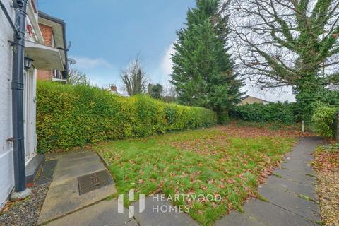 4 bedroom end of terrace house for sale, High Street, London Colney, St. Albans, AL2 1HW