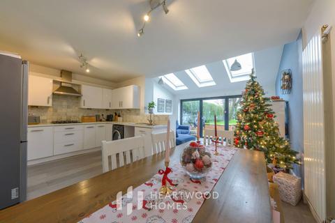 4 bedroom end of terrace house for sale, High Street, London Colney, St. Albans, AL2 1HW