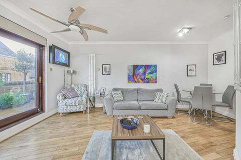 2 bedroom duplex for sale - Moran House, Wapping Lane, London, E1W
